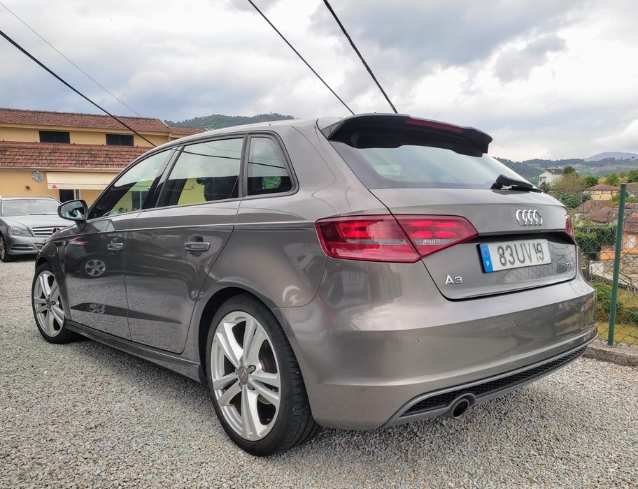 Audi A3 SportBack 1.6 TDi S-line