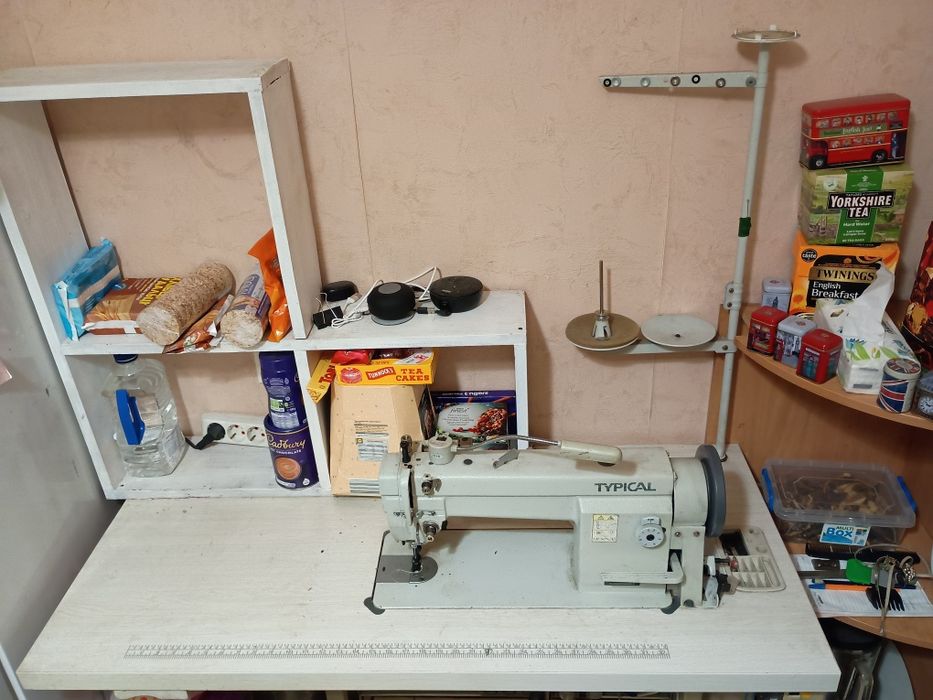 Швейна машинка Тупикал.