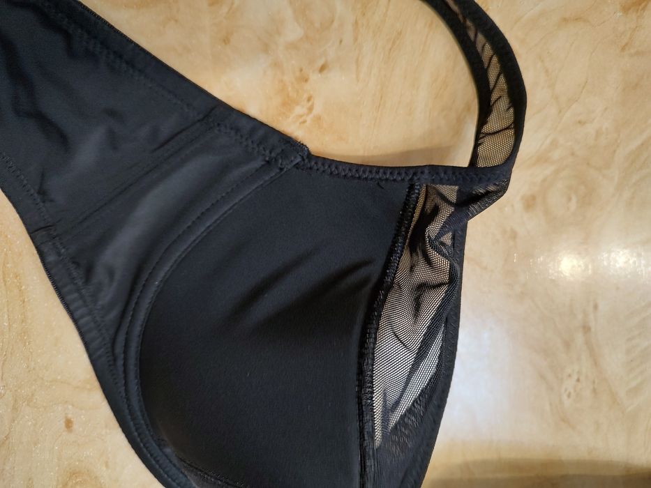 Напівпоролоновий бюстгальтер Acousma