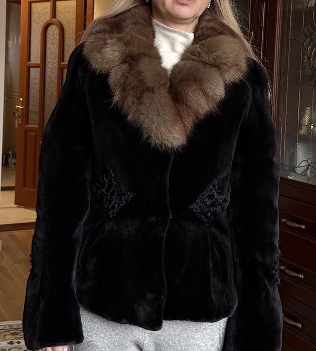Полушубок норка воротник соболь