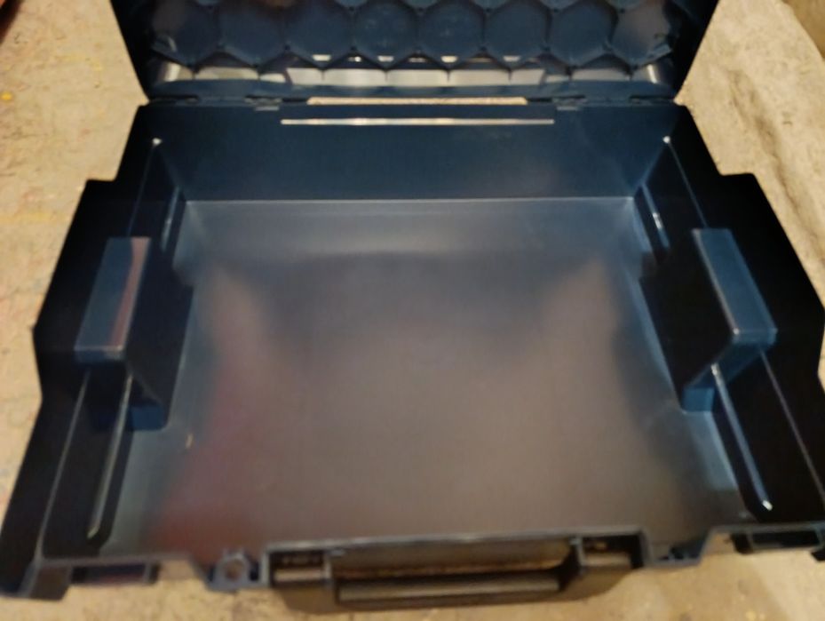 Sprzedam skrzynie na elektronarzędzia Bosch