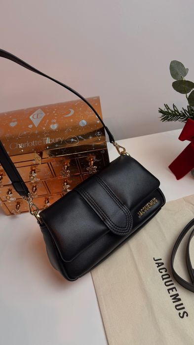 Torebka Jacquemus z pudełkiem