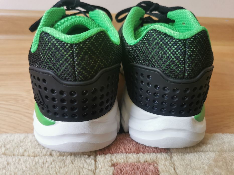 Adidas run cool 44 2/3