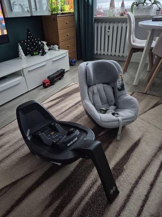 Fotelik Maxi Cosi z bazą 0-18 kg  promocja
