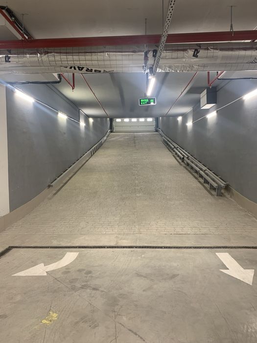 Сдам паркоместо в паркинге жк 4 сезона