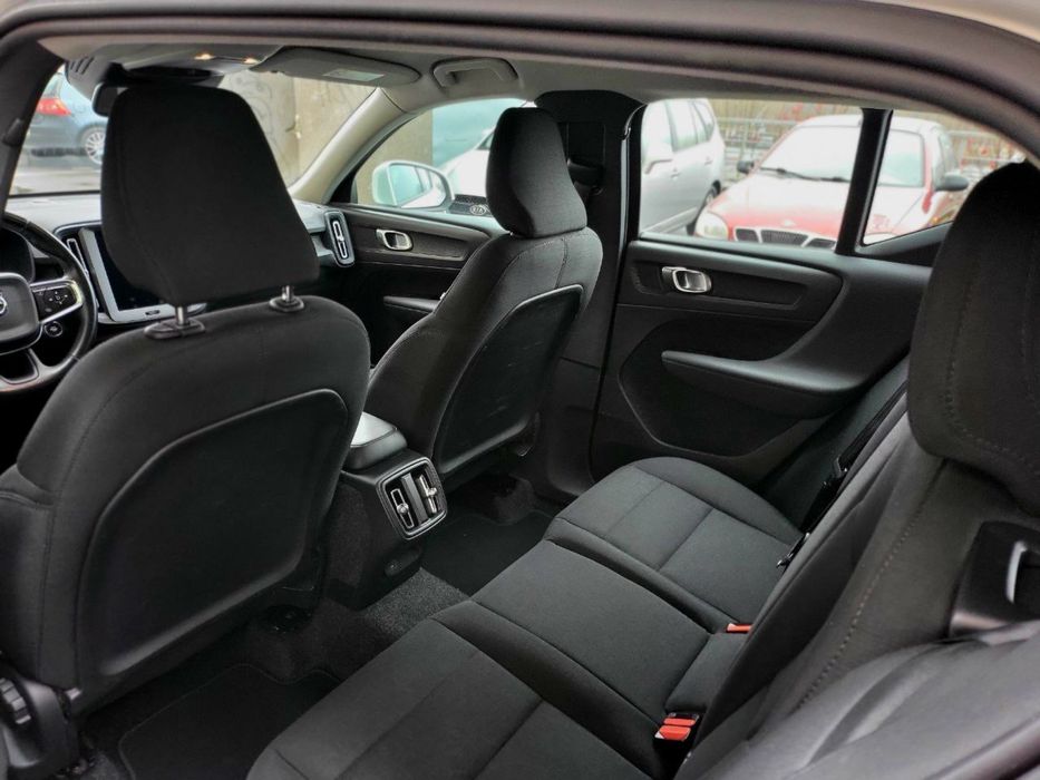 Volvo XC 40 2019p Офіційний