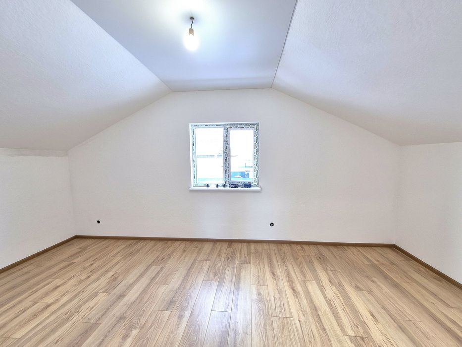 Новий будинок з ремонтом 2025 р вул. Корольова 100 кв.м 4 кімнати