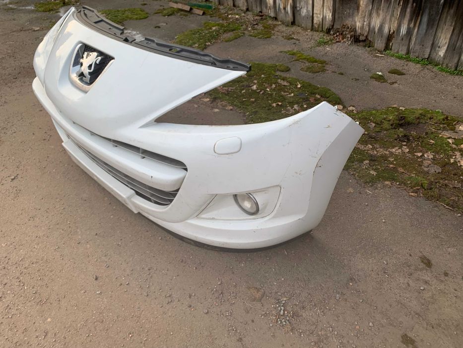Бампер передній Peugeot 207,Передній бампер Пежо 207