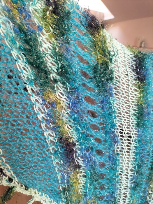 Chusta duża praca szydełkowa