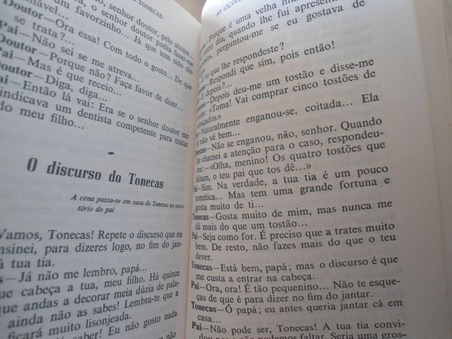 As Lições do Tonecas por José de Oliveira Cosme
