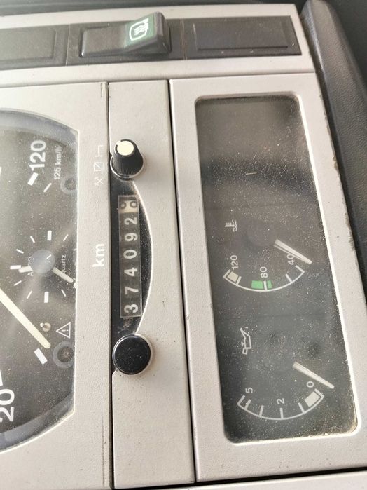 MAN Tri Basculante c/Grua