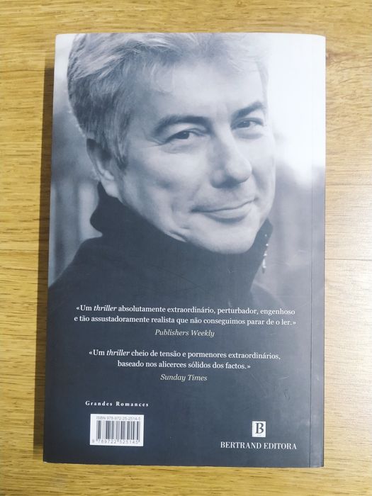 O Estilete Assassino - Ken Follett - Livro