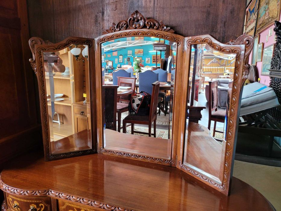 Toucador antigo mas em óptimo estado