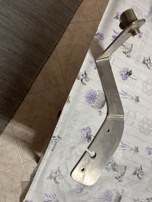 Suporte de antena Volvo FH