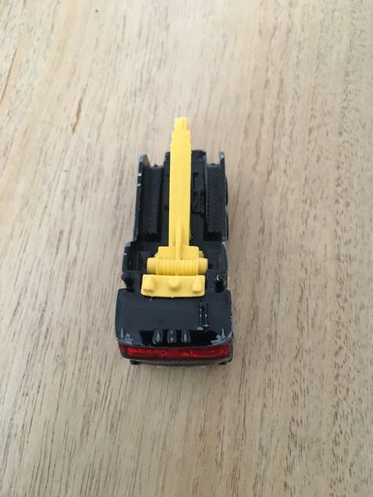 Hot wheels 1981 tow truck rescue network