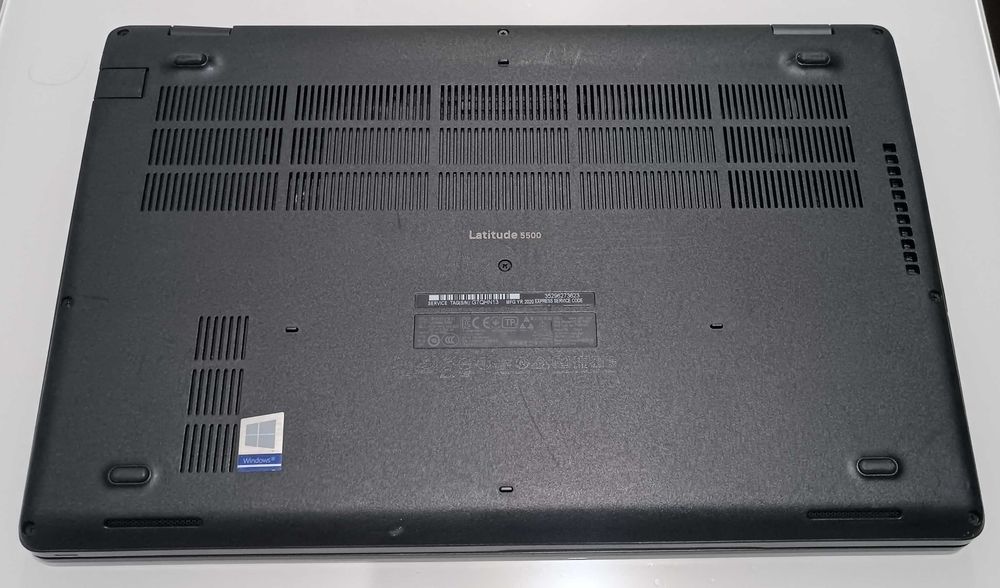 Dell Latitude 15 5500/Ecrã 15.6 FHD/i5 QuadCore/16GB RAM/SSD