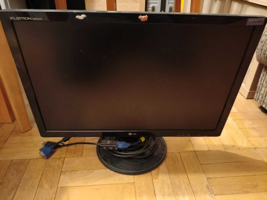 Monitor FLATRON W2242S