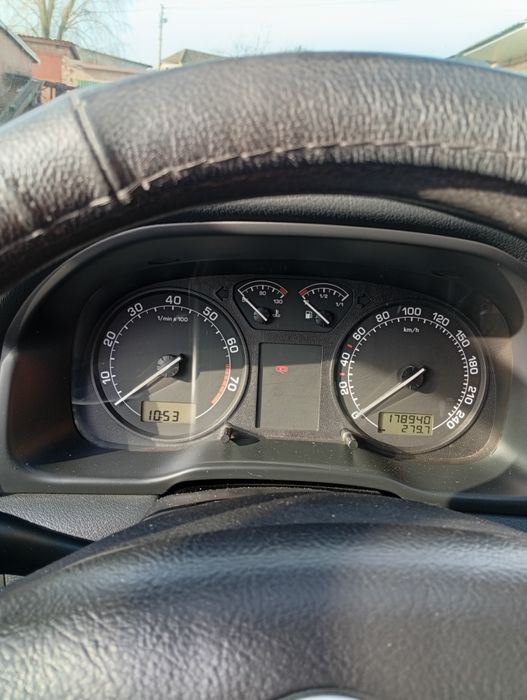 Шкода тур  2007р, 1.6 , газ