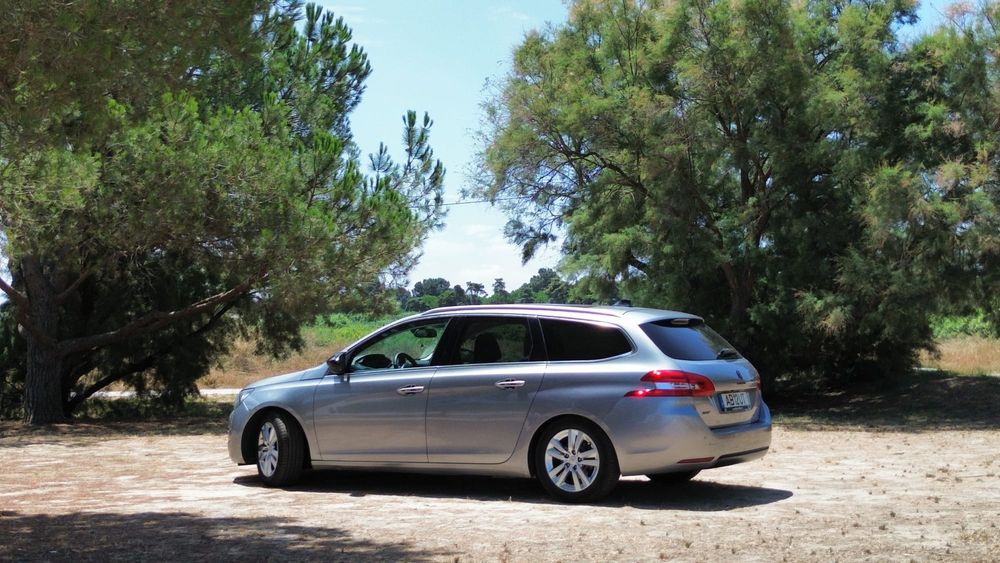 Peugeot 308 SW 2015