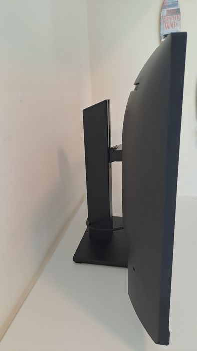 Monitor HP X27c Curved 165Hz FHD Gaming, está como Novo