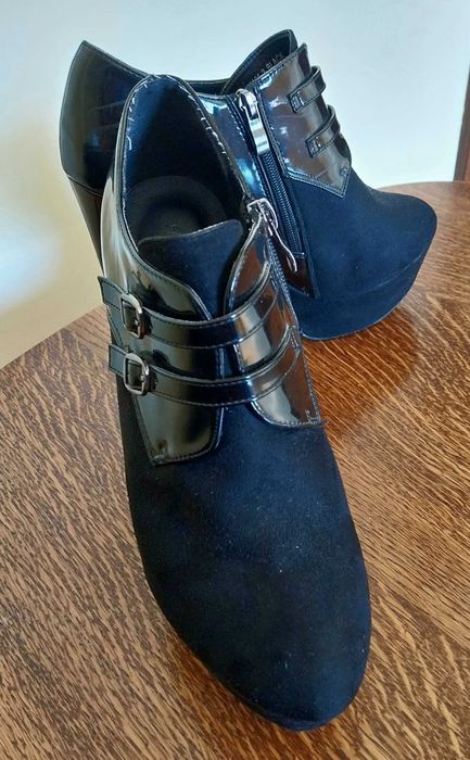 Buty damskie na platformie