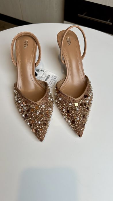 Туфлі Zara із сіточкою та бісером 37,38