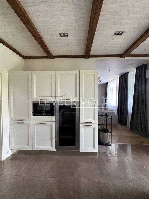 ЖК Пори року (Времена года) 3-к з якісним ремонтом