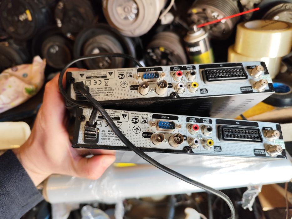 Тюнер спутниковый для тарелки