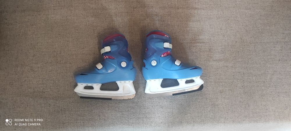 Łyżwy dziecięce z Decathlonu