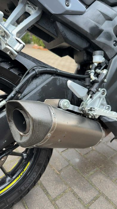 Yamaha MT 125 akrapovic