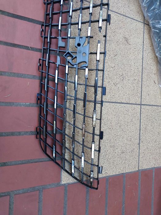 PEUGEOT 3008 II grill atrapa