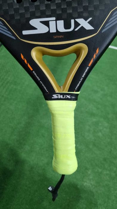 Raquete padel Siux black carbon luxury
