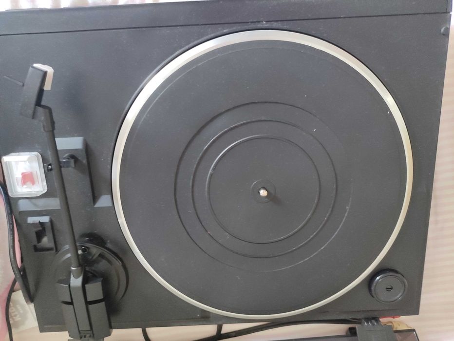 Gira discos vintage da Sony