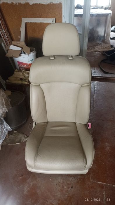 Кожаные сиденье Lexus GS 06-08 год