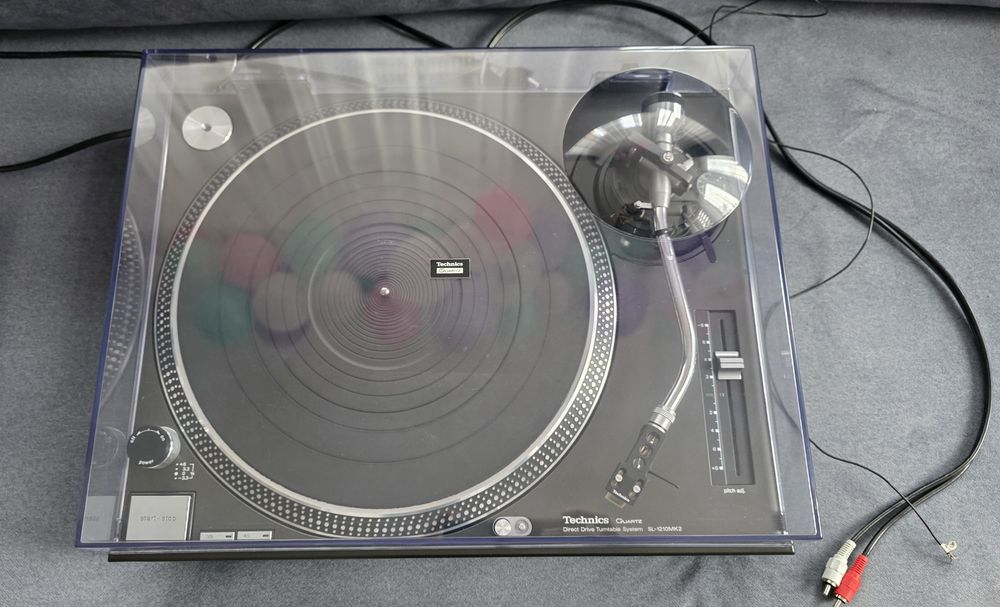 Technics SL-1210MK2 gramofon