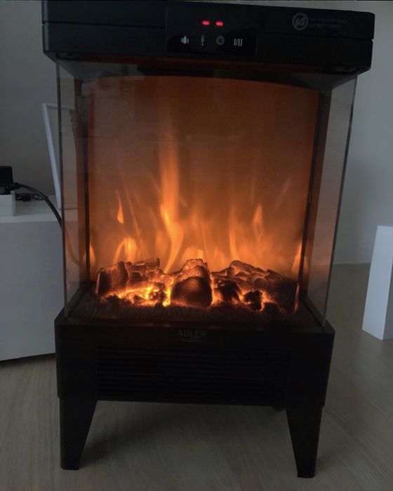 NOWY Kominek Grzejnik Elektryczny Wolnostojący Cichy Pilot Płomień LED