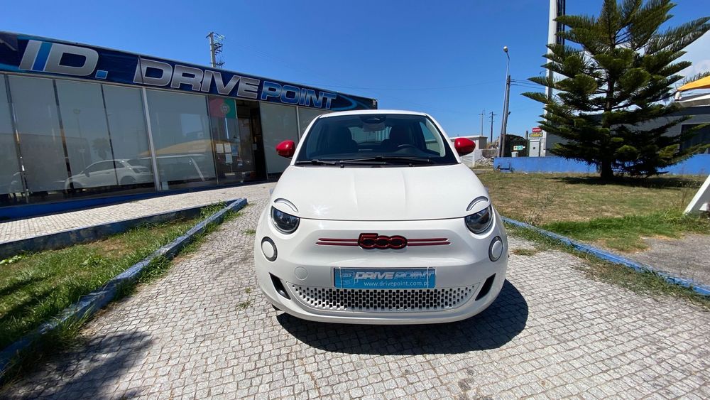 Fiat 500e (RED)