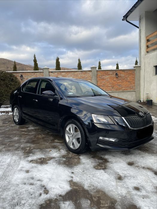 Skoda a7 (fl) ліфтбек .