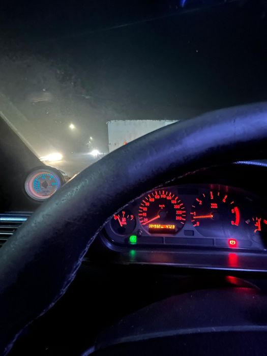 BMW E36 Pack M 318tds Compact