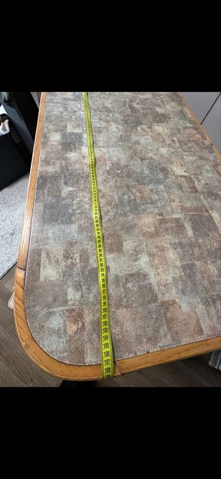 Продаю стіл для кухні