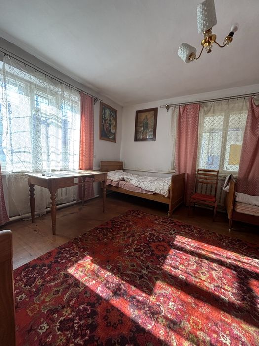 Продається будинок поруч з м.Шептицький