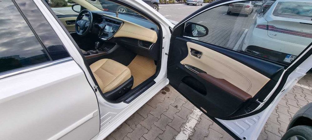 Toyota Avalon Hybrid LIMITED 2016