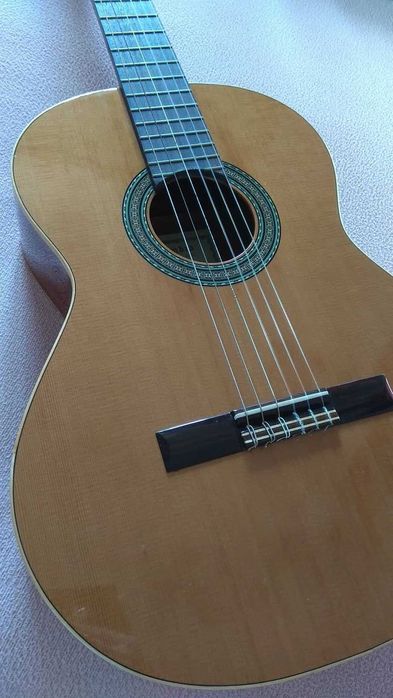 ALHAMBRA 2c  guitarra clássica excelente qualidade violão