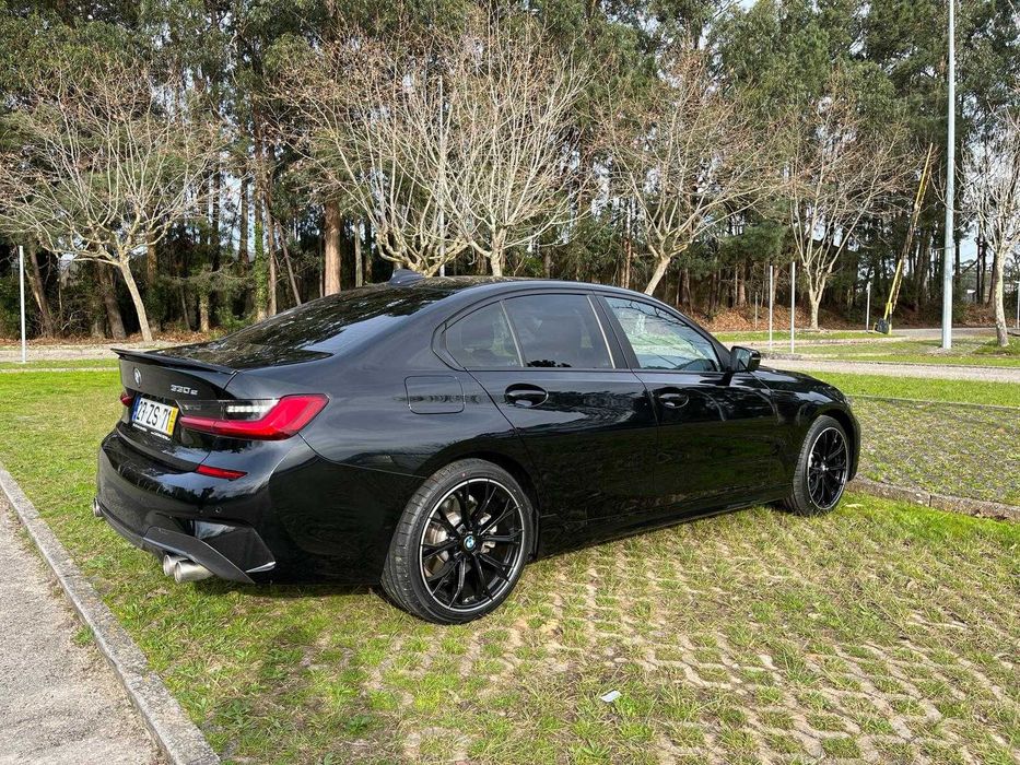 BMW 330e hibrido 300cv 2020 Pack desportivo NACIONAL