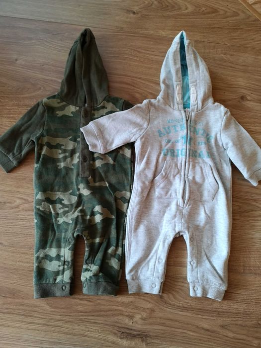 Kombinezony, pajacyki niemowlęce bez stupek z FF r. 62-2 sztuki