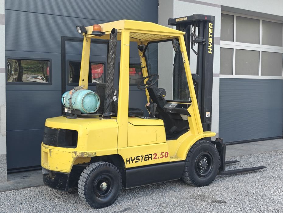 Wózek Hyster H2.5 XMX 2.5T Triplex 5.5m Opony Pompowane Wolny skok 4 sekcje