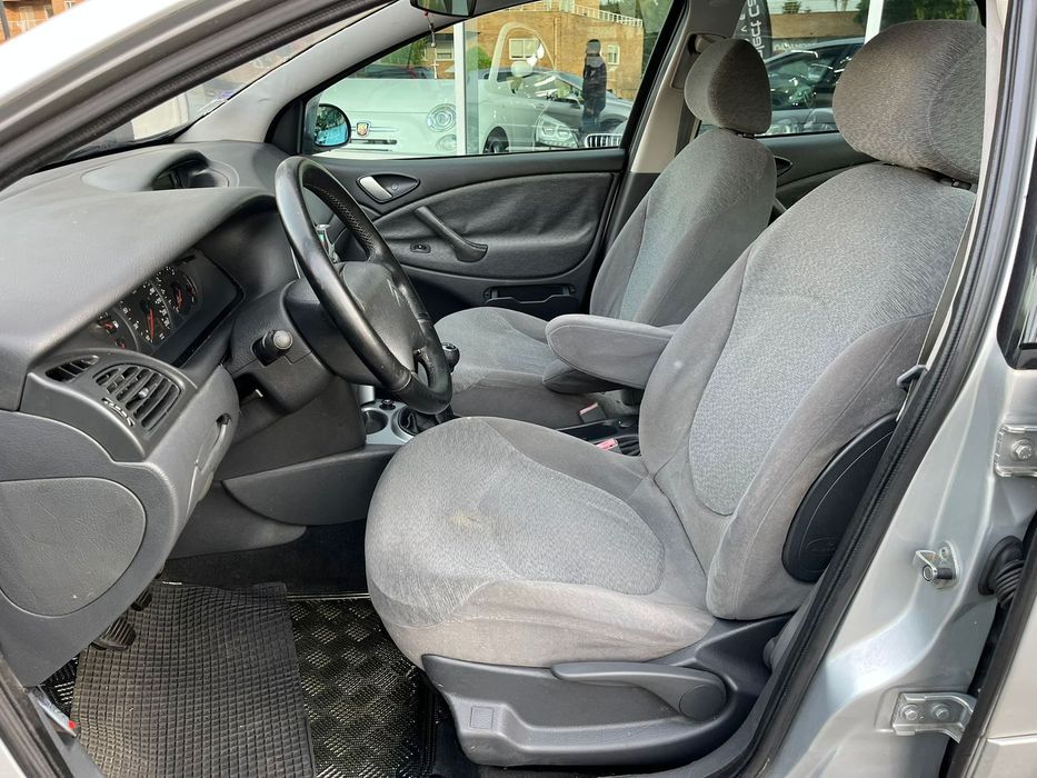 Citroën C5 1.8 16V SX