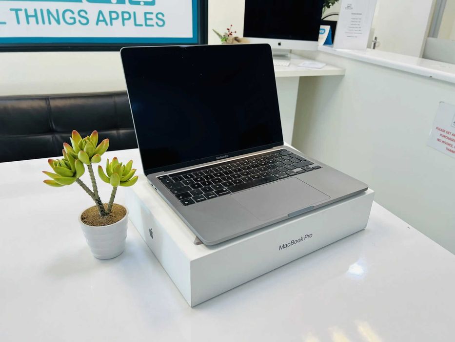 Новий Apple MacBook Pro 13" Space Gray M1 8/256GB
