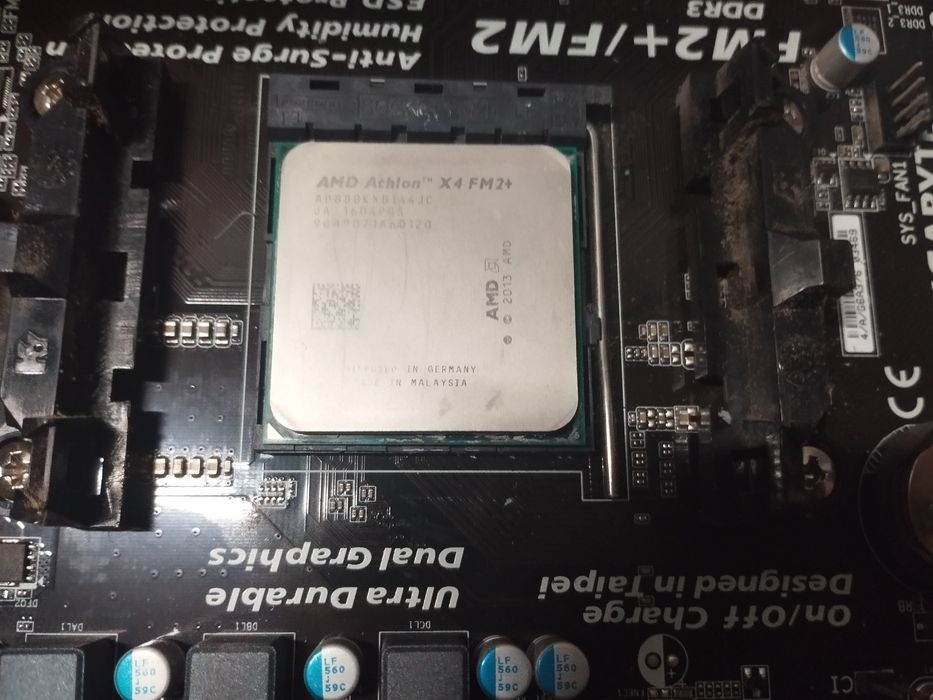 Комплект:  материнська плата + процесор + ОЗП