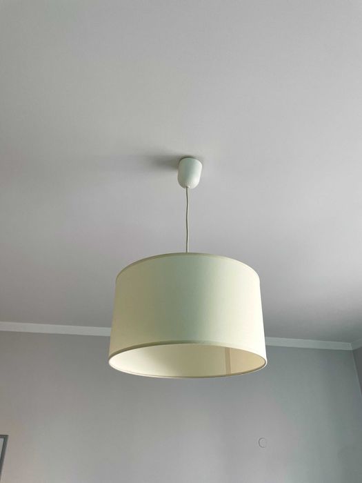 Conjunto Quarto / Escritório (candeeiro, cortinado e cadeira)